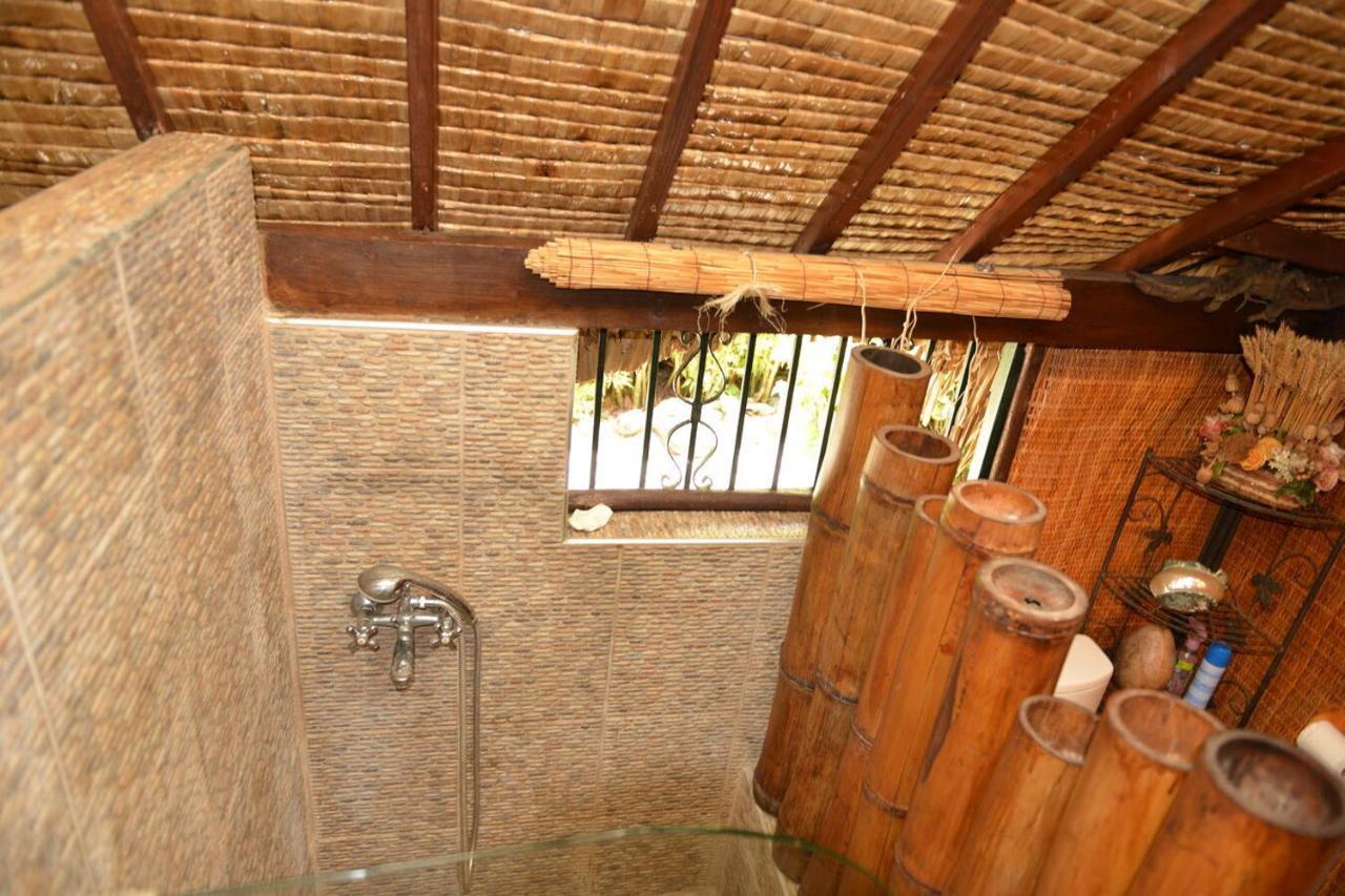 La Maison D'Artiste Du Bord De Mer Pa'ea Bagian luar foto