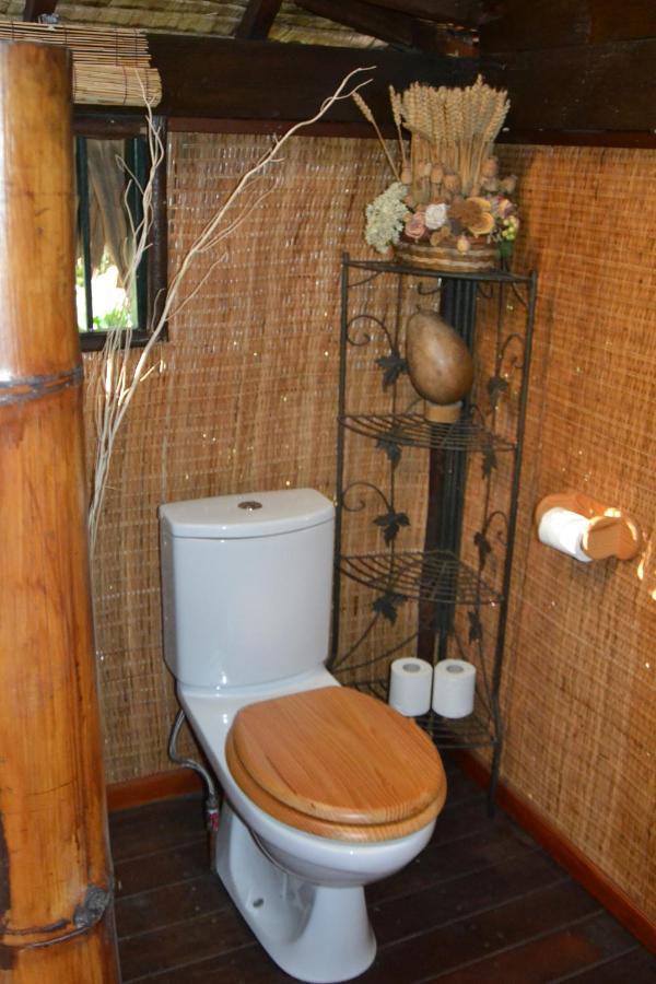 La Maison D'Artiste Du Bord De Mer Pa'ea Bagian luar foto